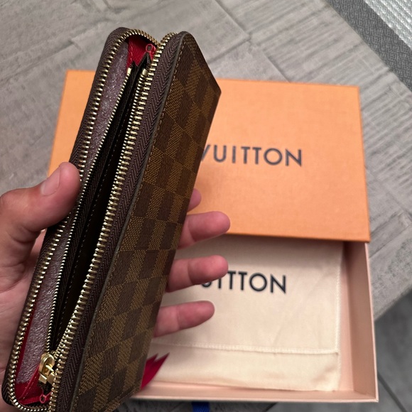 Louis Vuitton Clémence wallet - Picture 6 of 6